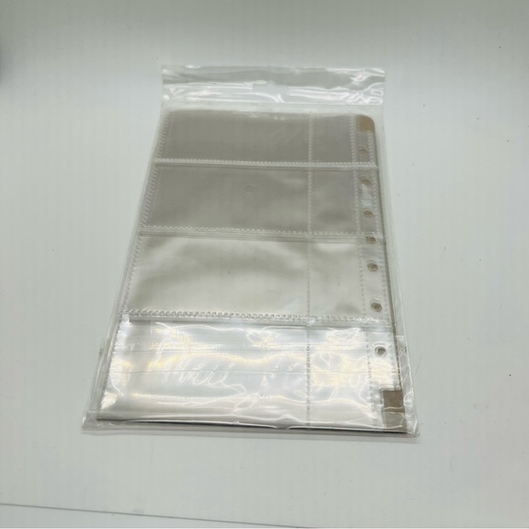 NWT Avery Business Card Binder Pages, 8 Cards/Sheet, 5 Pages/Pack - Picture 2 of 6